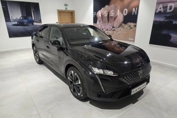 1.2 PureTech mHEV Allure S&S e-DSC6 145 KM NOWY !!!