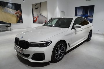 Pierwszy właściciel, Samochód dostępny od ręki X-DRIVE