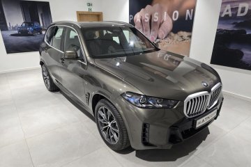 298 KM 670 Nm rocznik 2025 salon Polska z automatyczną skrzynią Nowy